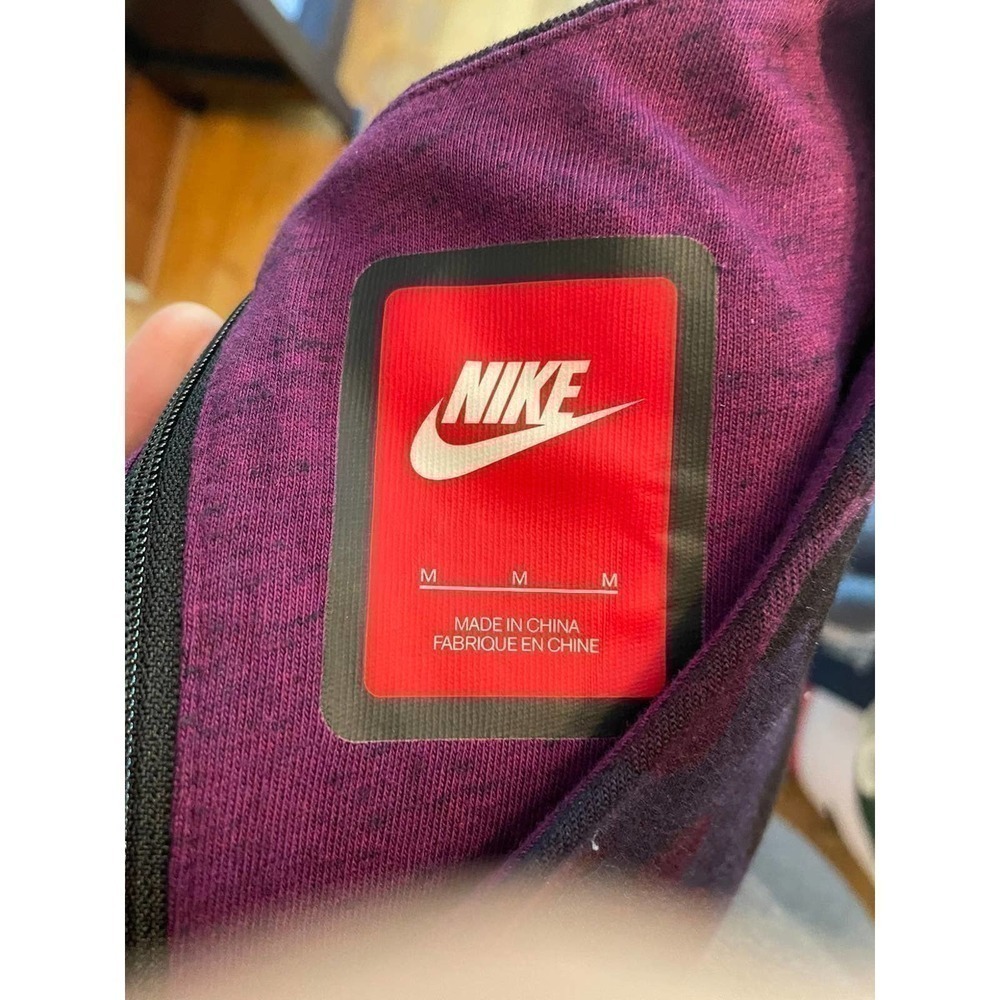Women's Nike purple camo long sleeve top - Picture 5 of 5